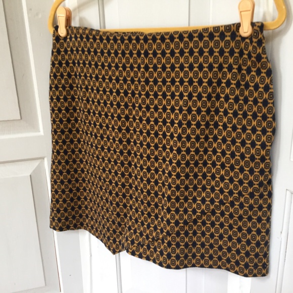 CAbi Black and Brown Mini Skirt - Picture 7 of 14